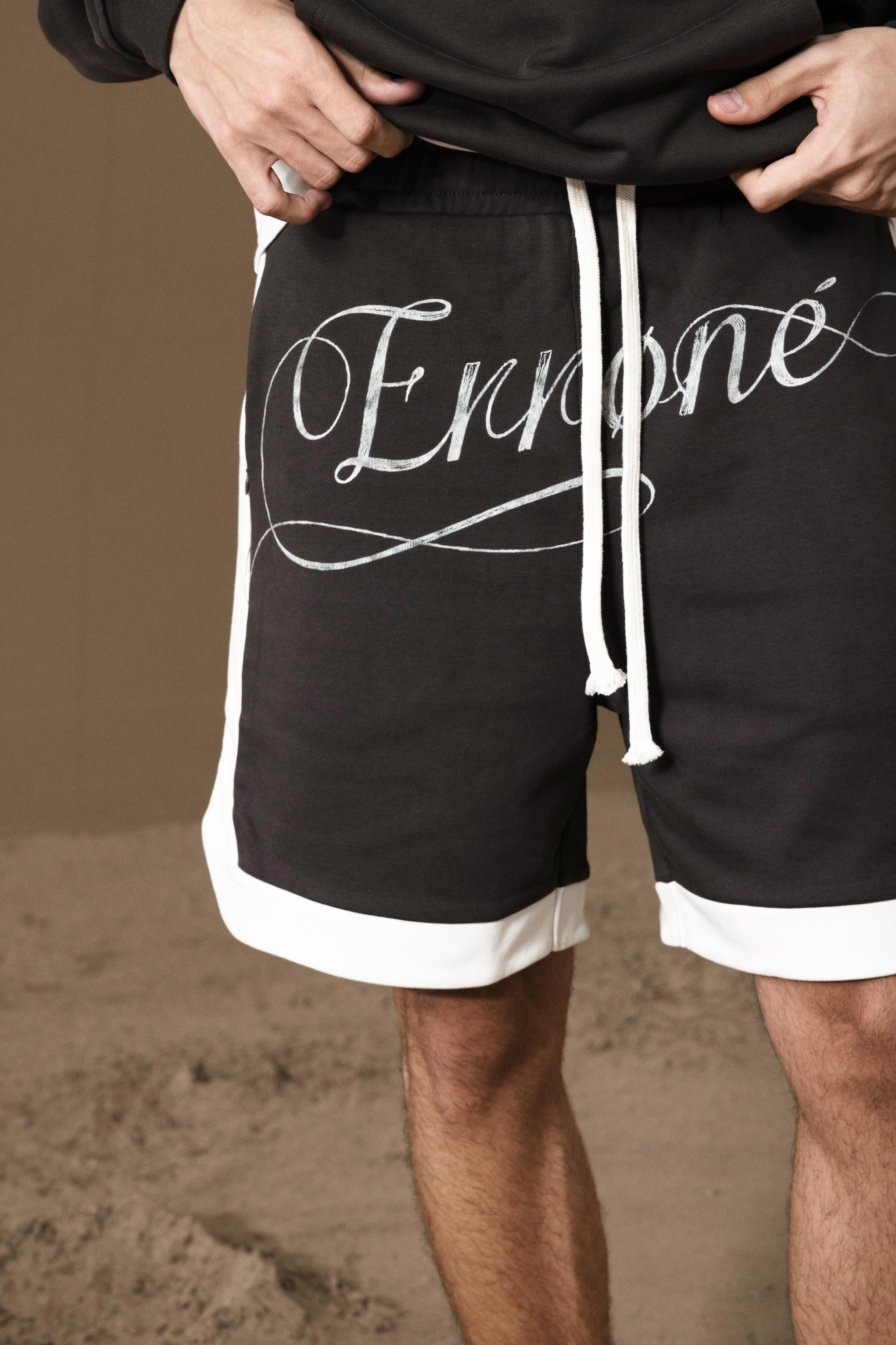 MIRA SWEAT SHORT
