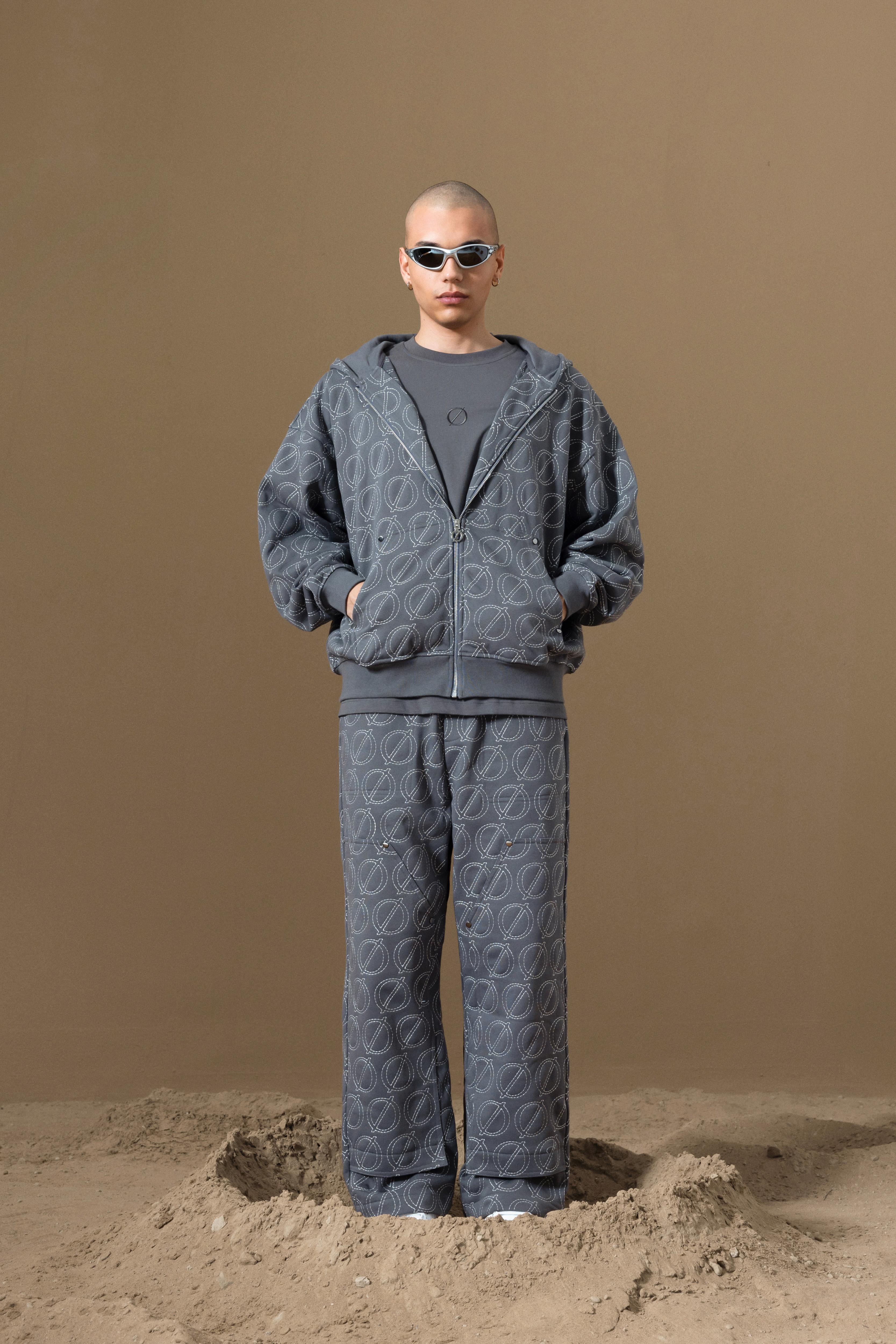 BOREA ZIP HOODIE - GRAY