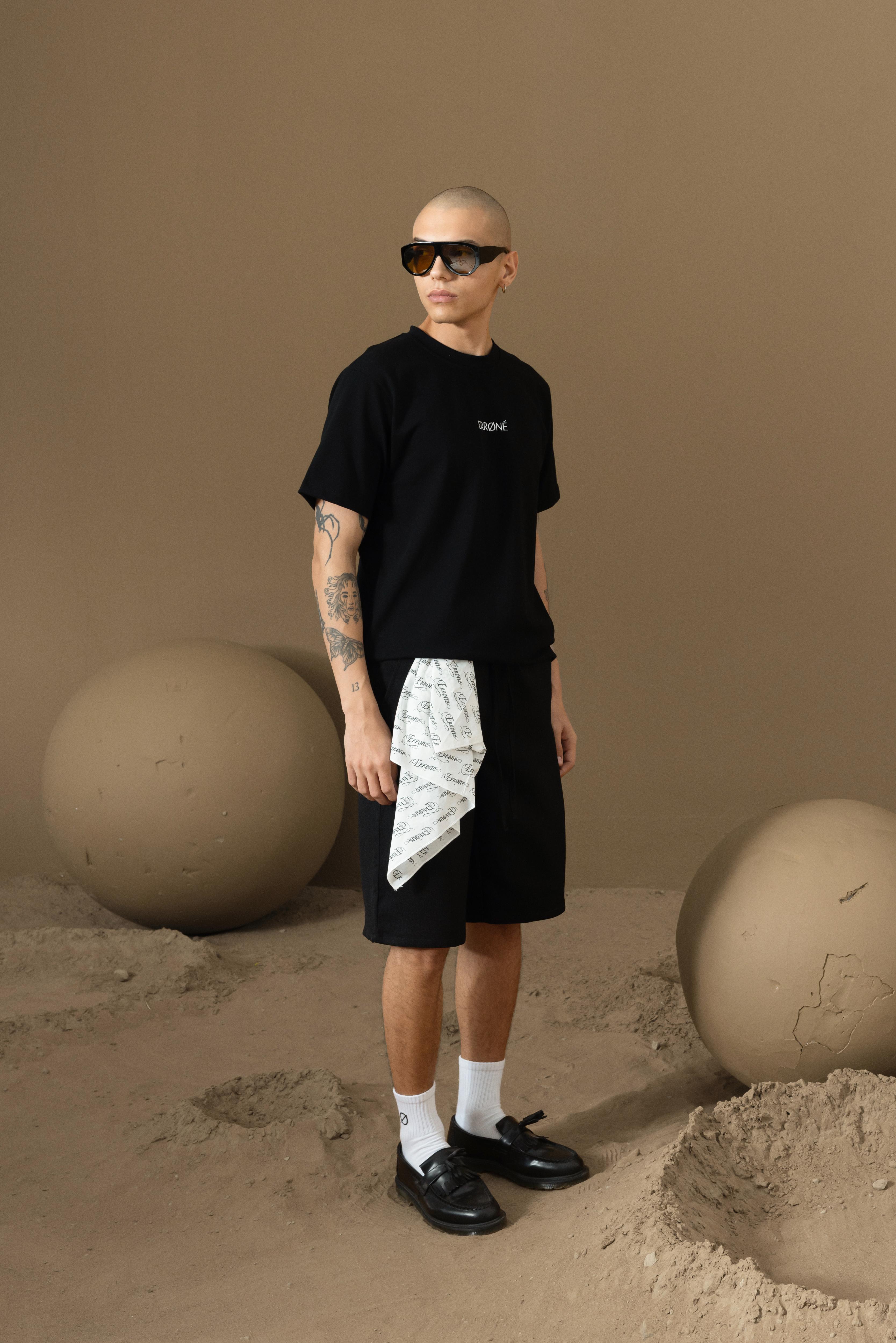 IZAR RELAXED SHORT - BLACK